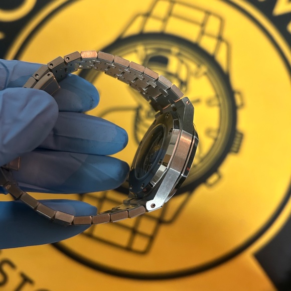 Seiko Custom Royal Oak Style – Automatic Men’s Watch, Stainless Steel, Silver Di - Picture 7 of 10